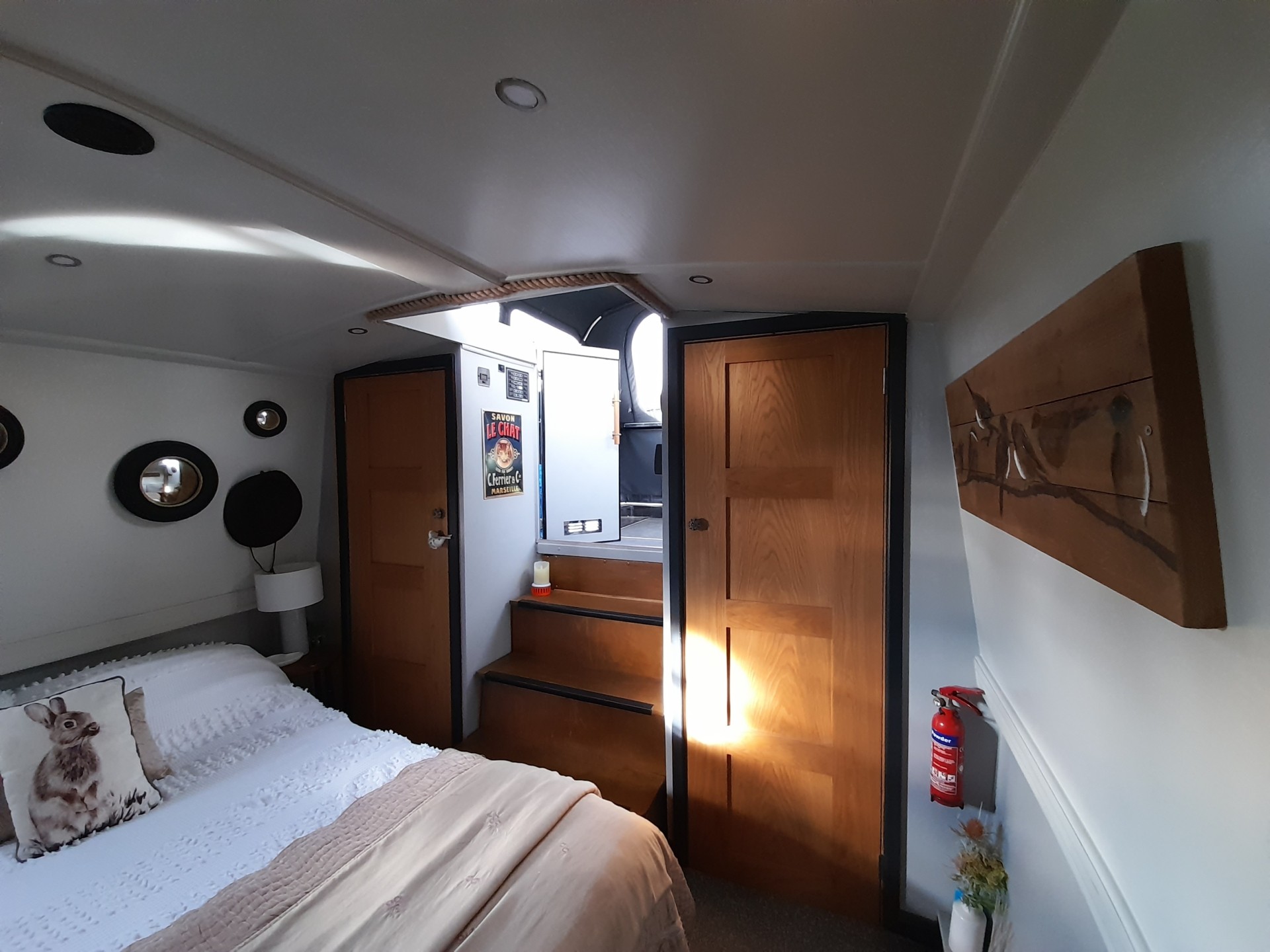 098-bedroom-wrdrb